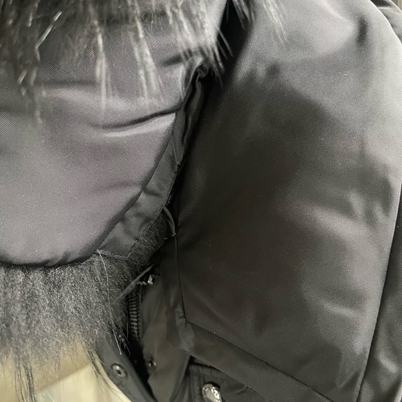 Vintage Moncler Women’s Down Coat – Size S – Authentic, Excellent Condition - Picture 14 of 16